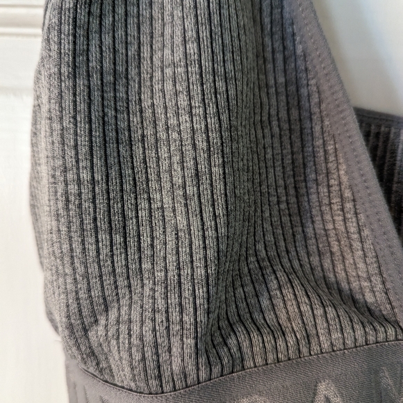 Danskin Bra L- - Picture 2 of 7